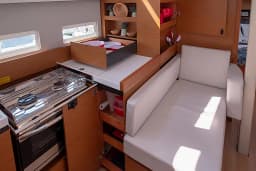 Sun Odyssey 410 in Lefkada / D-Marin Marina Lefkas thumbnail 40