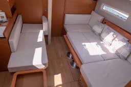 Sun Odyssey 410 in Lefkada / D-Marin Marina Lefkas thumbnail 43