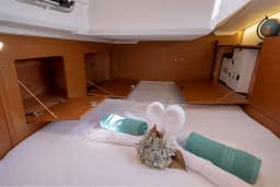 Sun Odyssey 410 in Lefkada / D-Marin Marina Lefkas thumbnail 53