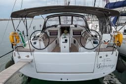 Sun Odyssey 410 in Lefkada / D-Marin Marina Lefkas thumbnail 6