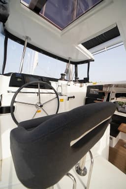 Lagoon 42 in Sardinia / Olbia / Marina di Olbia thumbnail 23