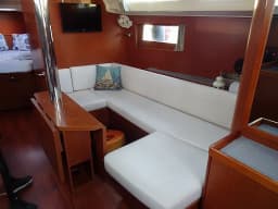 Oceanis 41.1 in Athens / Alimos Marina thumbnail 7