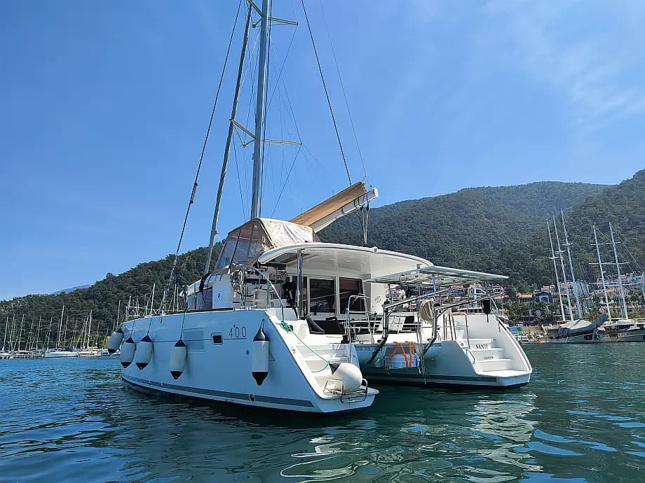 Lagoon 400 in Fethiye Sailing Club - image 1