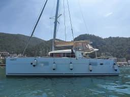 Lagoon 400 in Fethiye Sailing Club thumbnail 25