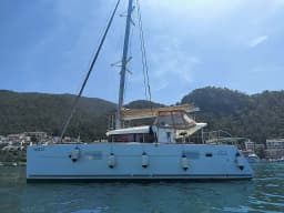Lagoon 400 in Fethiye Sailing Club thumbnail 8
