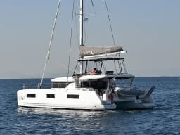 Lagoon 46 in Athens / Alimos Marina thumbnail 10