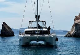 Lagoon 46 in Athens / Alimos Marina thumbnail 11