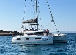 Lagoon 46 in Athens / Alimos Marina thumbnail 8