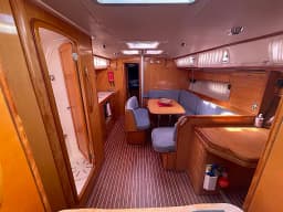 Bavaria 40 Cruiser in Preveza Main Port thumbnail 2