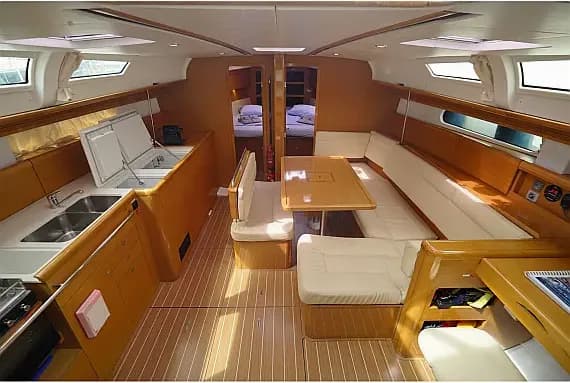 Sun Odyssey 44 i in Marmaris / Albatros Marina - Photo 3