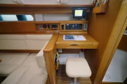 Sun Odyssey 44 i in Marmaris / Albatros Marina thumbnail 9
