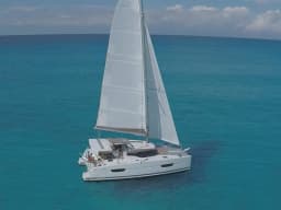Lucia 40 in Marmaris Yacht Marina thumbnail 12