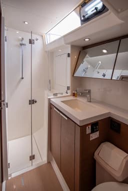 Oceanis 54 in Kaštel Gomilica / Marina Kaštela thumbnail 31