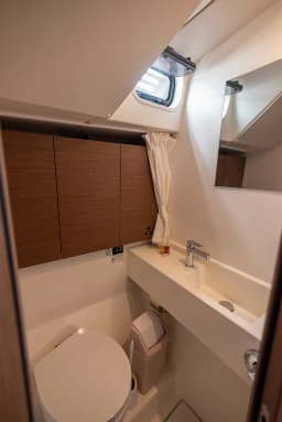 Oceanis 54 in Kaštel Gomilica / Marina Kaštela thumbnail 32