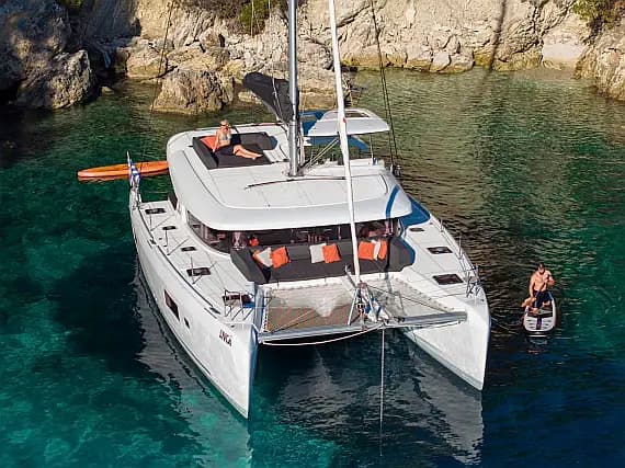 Lagoon 42 in Lefkada / Port of Lefkas - Photo 1