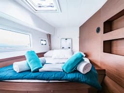 Lagoon 42 in Athens / Alimos Marina thumbnail 15