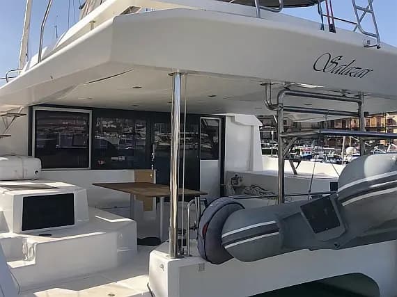 Dufour 48 Cat in Sicily / Palermo / La Cala (Porto Palermo) - Photo 1
