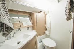 Oceanis 45 in Salerno / Marina d'Arechi thumbnail 6