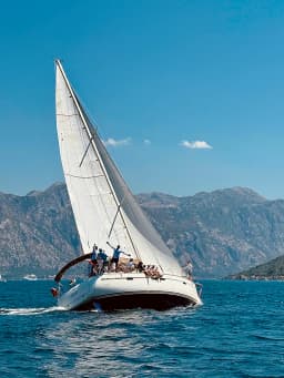 Bavaria Cruiser 46 in Kotor thumbnail 28