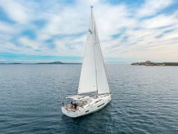 Hanse 460 in Sardinia / Cannigione thumbnail 6