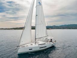 Hanse 460 in Sardinia / Cannigione thumbnail 9