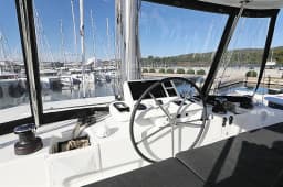 Lagoon 50 in Sukošan / D-Marin Dalmacija Marina thumbnail 32