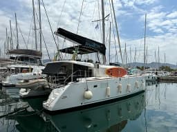 Lagoon 450 Fly in Athens / Alimos Marina thumbnail 6