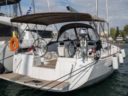 Sun Odyssey 449 in Athens / Alimos Marina thumbnail 5