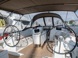 Sun Odyssey 449 in Athens / Alimos Marina thumbnail 8