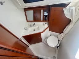 Oceanis 45 in Sukošan / D-Marin Dalmacija Marina thumbnail 17