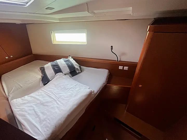 Oceanis 45 in Sukošan / D-Marin Dalmacija Marina - Photo 5