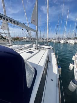 Oceanis 45 in Sukošan / D-Marin Dalmacija Marina thumbnail 9