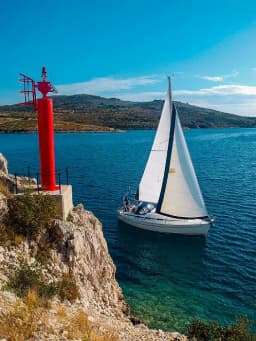 Bavaria 32 Cruiser in Primošten / Marina Kremik thumbnail 15