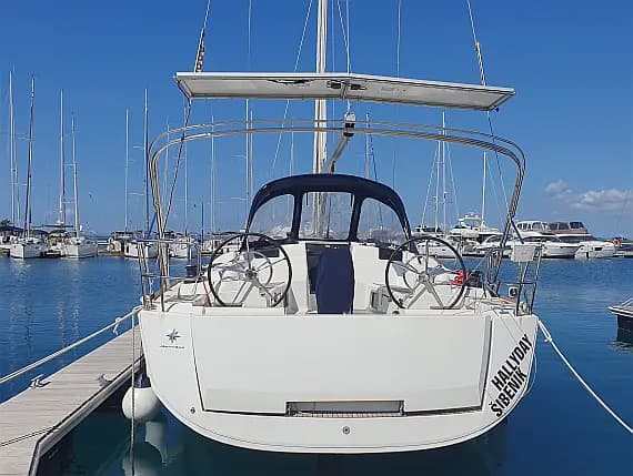 Sun Odyssey 449 in Sukošan / D-Marin Dalmacija Marina - Photo 1