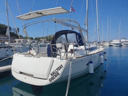 Sun Odyssey 449 in Sukošan / D-Marin Dalmacija Marina thumbnail 10
