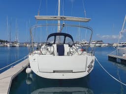Sun Odyssey 449 in Sukošan / D-Marin Dalmacija Marina thumbnail 11