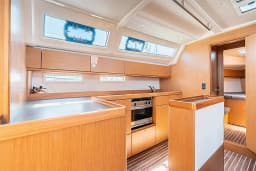 Bavaria 46 Cruiser in Rhodes New Marina thumbnail 10