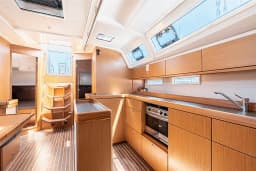 Bavaria 46 Cruiser in Rhodes New Marina thumbnail 3