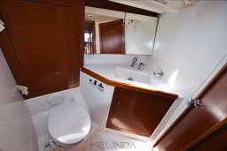 Oceanis 45 in Lefkada / Port of Lefkas thumbnail 5