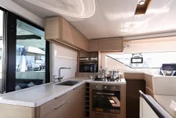 Lagoon 51 in Salerno thumbnail 28