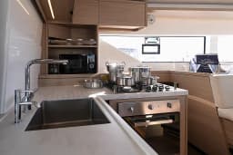 Lagoon 51 in Salerno thumbnail 29