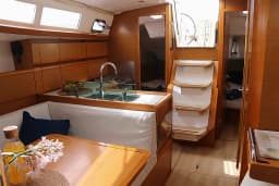 Sun Odyssey 389 in Sukošan / D-Marin Dalmacija Marina thumbnail 7