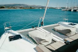 Lagoon 42 in Lefkada / D-Marin Marina Lefkas thumbnail 9