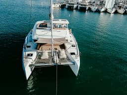 Lagoon 42 in Lefkada / D-Marin Marina Lefkas thumbnail 5