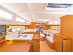 Sun Odyssey 440 in Lefkada / D-Marin Marina Lefkas thumbnail 2