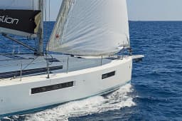 Sun Odyssey 440 in Lefkada / D-Marin Marina Lefkas thumbnail 5