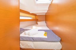 Sun Odyssey 440 in Lefkada / D-Marin Marina Lefkas thumbnail 6