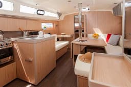Oceanis 41.1 in Lefkada / D-Marin Marina Lefkas thumbnail 11
