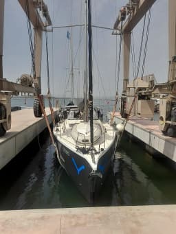 Dufour 430 in Sardinia / Portisco / Marina di Portisco thumbnail 10