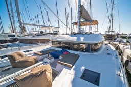Lagoon 50 in Athens / Alimos Marina thumbnail 18